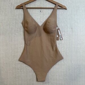 Sold n/a  SKIMS BODY THONG BODYSUIT In Clay Size n/a